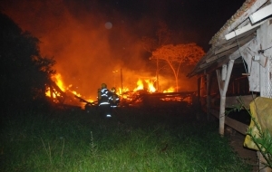 Incndio em Paiol no interior de Ipira